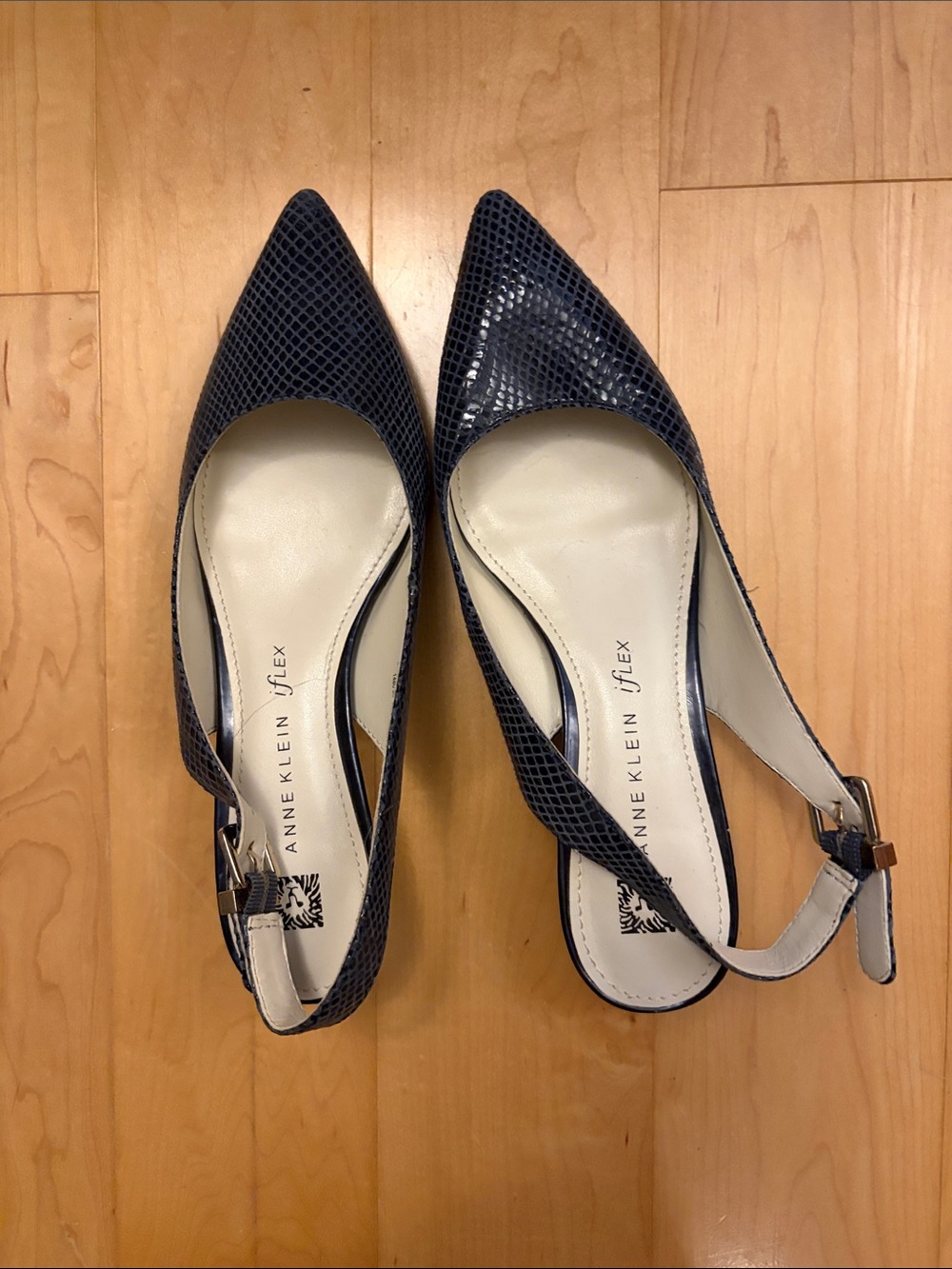 Anne Klein Navy Textured Pointed-Toe Slingbacks